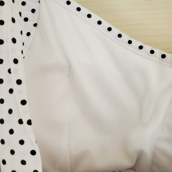💥2/$30💥 Polka dot dress with buttons - Picture 4 of 4